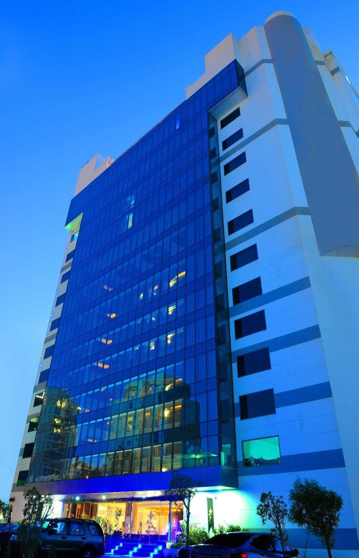 Nordic Palace And Spa Manama Eksteriør billede
