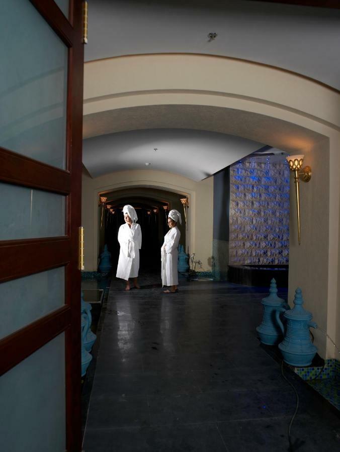 Nordic Palace And Spa Manama Eksteriør billede